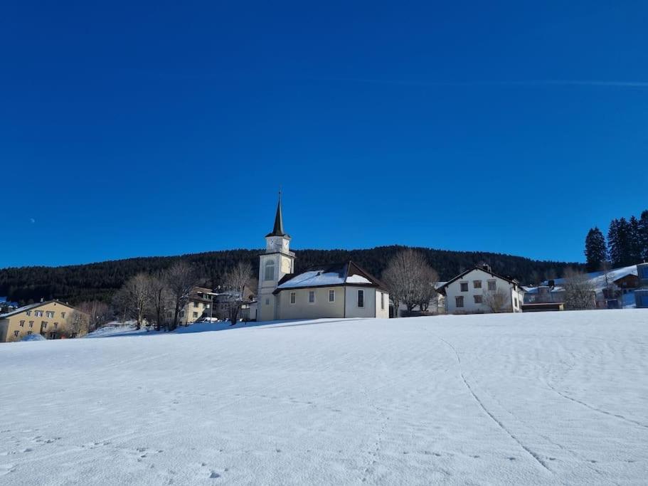 Appartement Chaleureux Et Confortable Avec Sauna.. Le Chenit Exterior foto